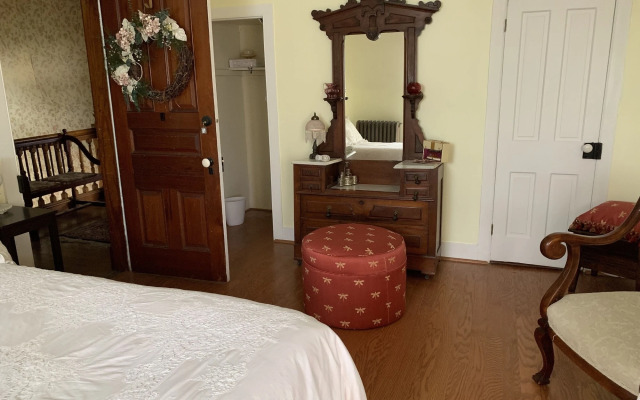Gillis Grier Bed & Breakfast