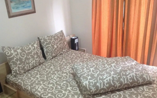 Franeta Two-bedroom Apartment, 2nd Floor, Street View, No.7