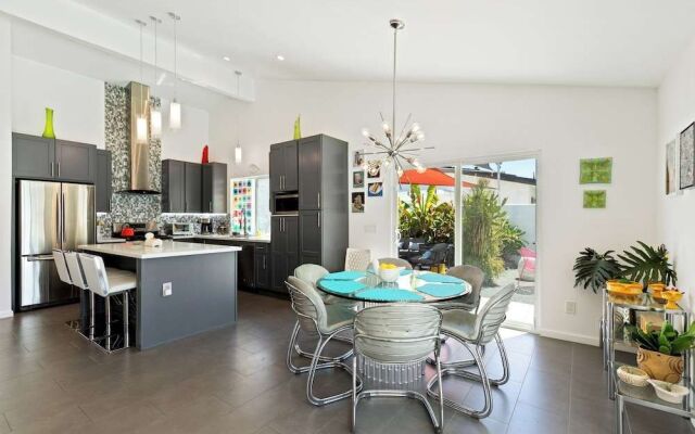 Demuth Park Desert Oasis - Pool - Tiki Room