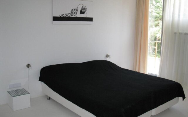 Family Hotel The Body