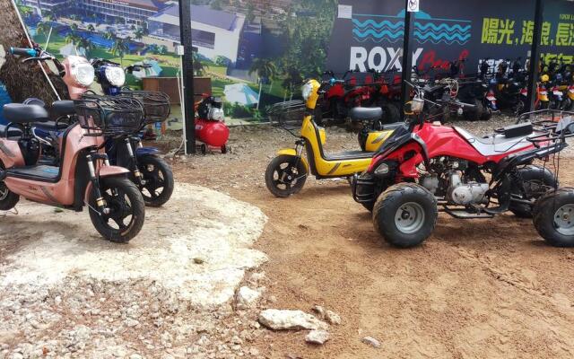 Roxy Sematan Villa & Townhouse