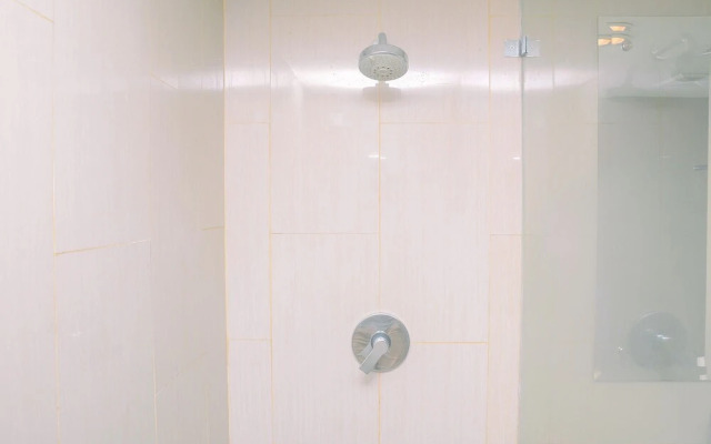 Cozy Studio with City View at H Residence Apartment