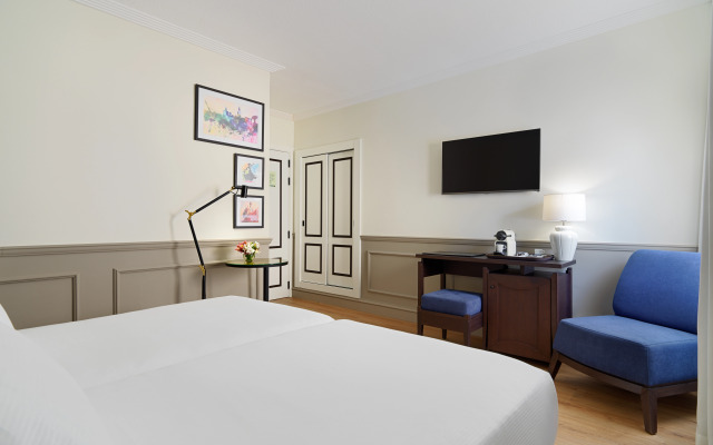 H10 Corregidor Boutique Hotel