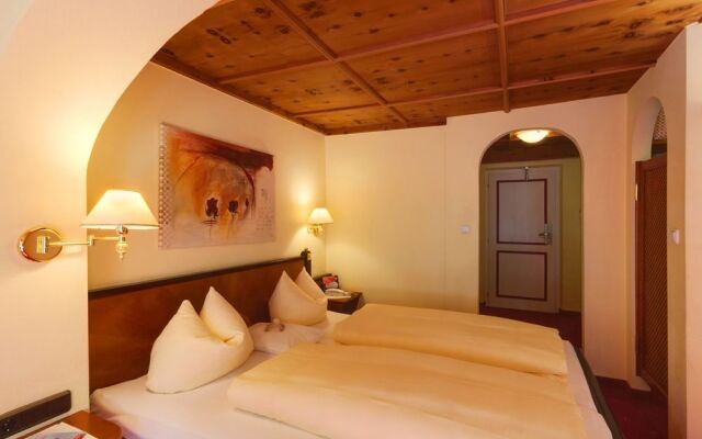 Hotel Kristall - Adults only