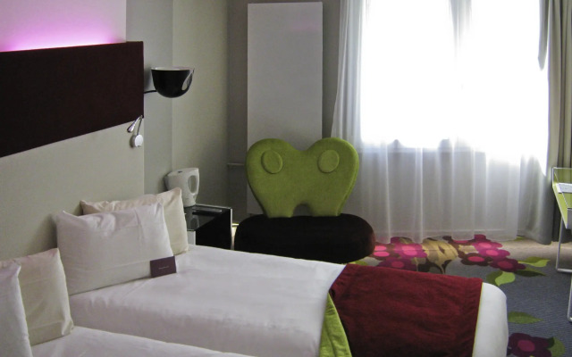 Mercure Paris Bercy Bibliothèque