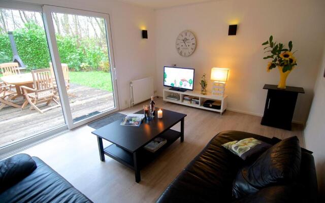 Holiday Home De Zuwe - Loosdrecht