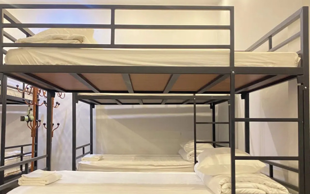 Mini Dien Bien Riverside Hotel - Lang Thai