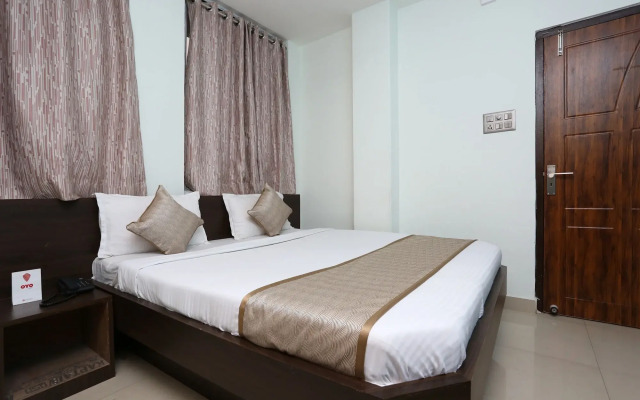 OYO 13265 Aashray Guest House
