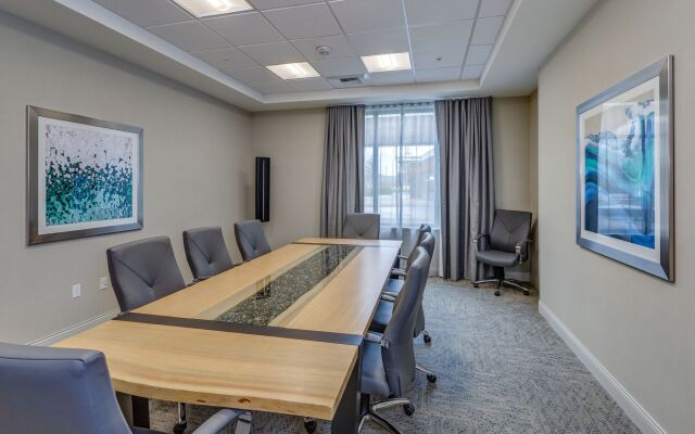 Holiday Inn & Suites Bellingham by IHG