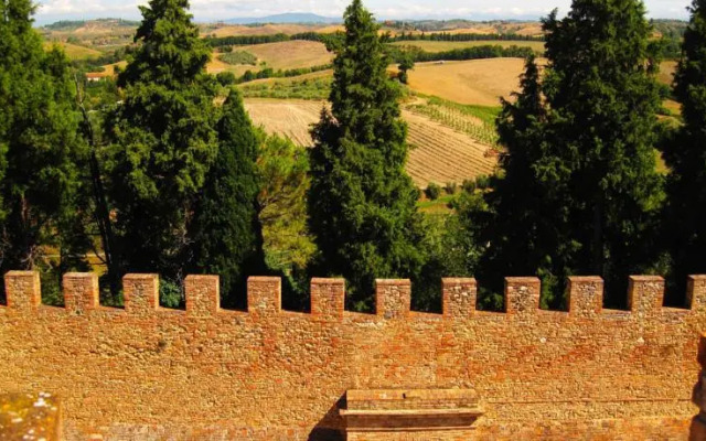 Casa Vacanze "La Torre"