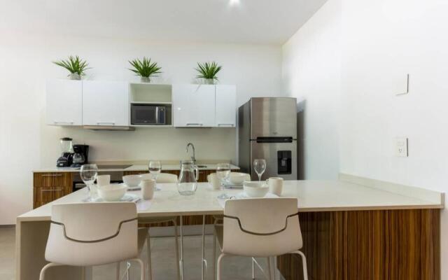 Entire Apartment, Excellent Location The City 1004