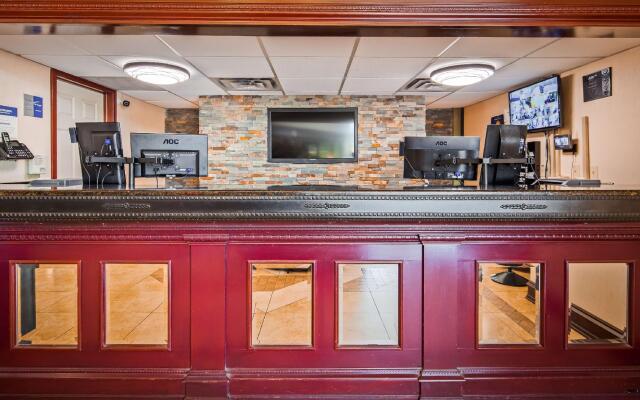 Best Western Windsor Suites