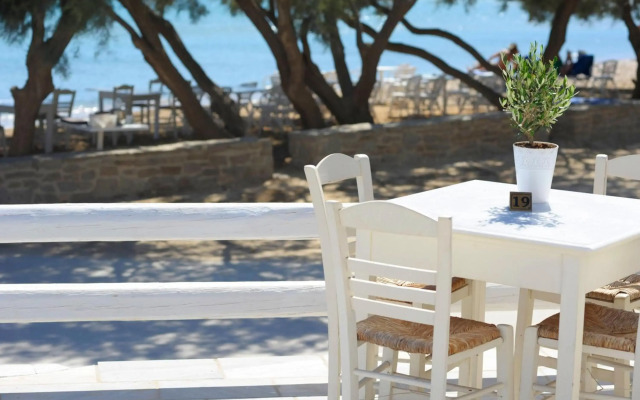 Galatis Hotel