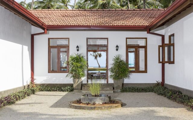 Ranna beach villa by FOX Resorts