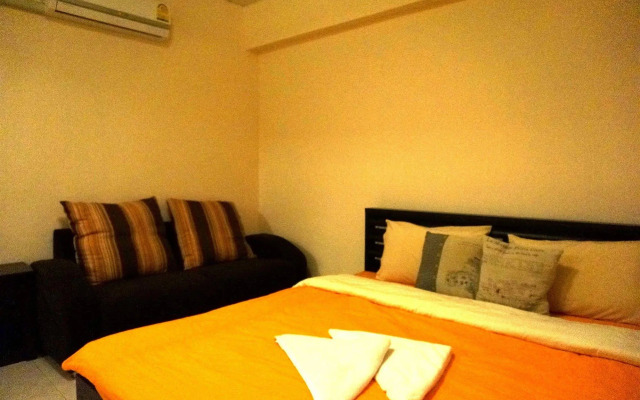 Sunny House Hua Hin