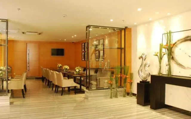 Chengdu Carmen Hotel