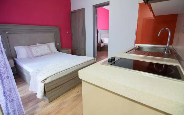 Avra Comfort Rooms- Family