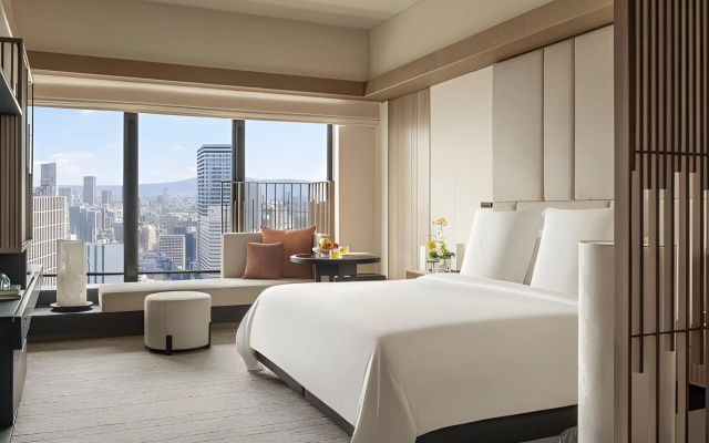 Four Seasons Hotel Osaka – Guest Rooms – Osaka