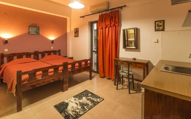 Savas Rooms