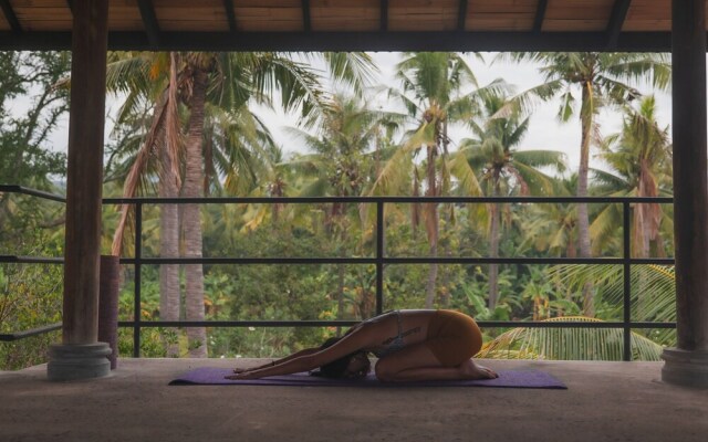 Mangroove Bay Boutique Hostel