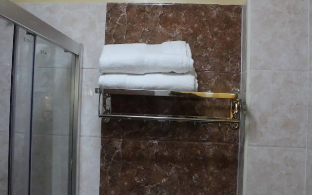 Lux Suites Denis Prit Studio Apartments