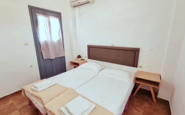 Leon Lux Apartments