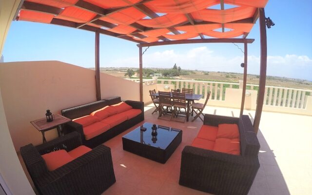 Seaview Apartment