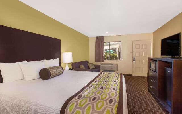 Days Inn by Wyndham San Jose Airport