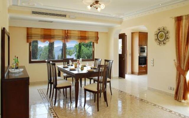 Villa Argyro
