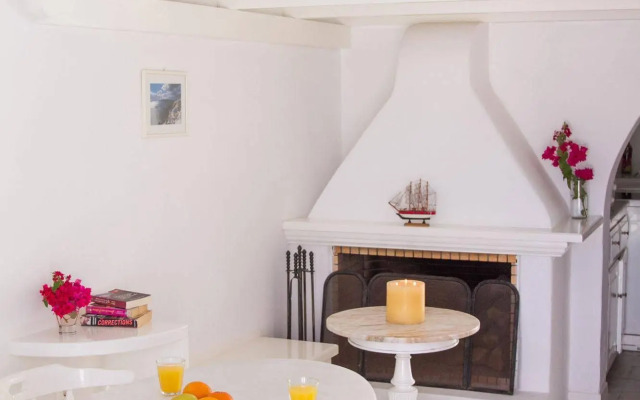 Muses Cycladic Suites