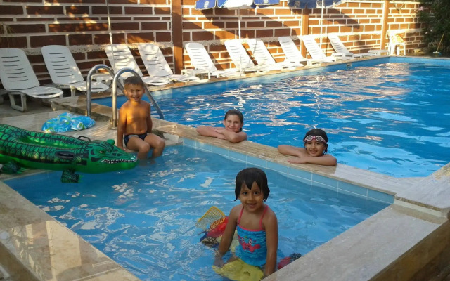 Kartal Hotel