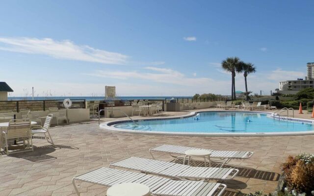 Emerald Towers by Southern Vacation Rentals