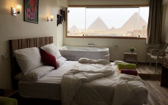 Sun Pyramids View Inn