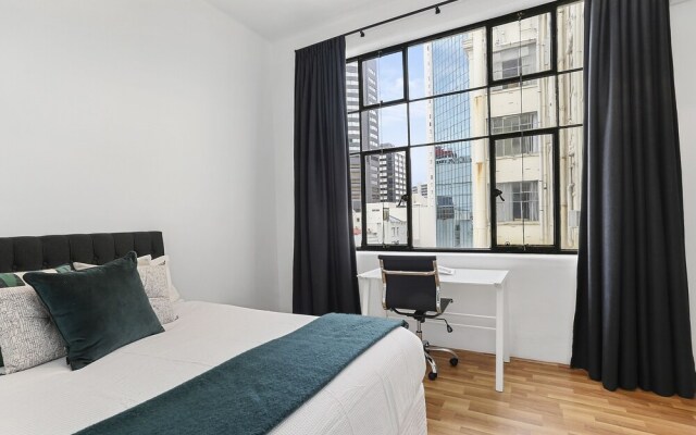 Renovated Apartment in Heart of CBD