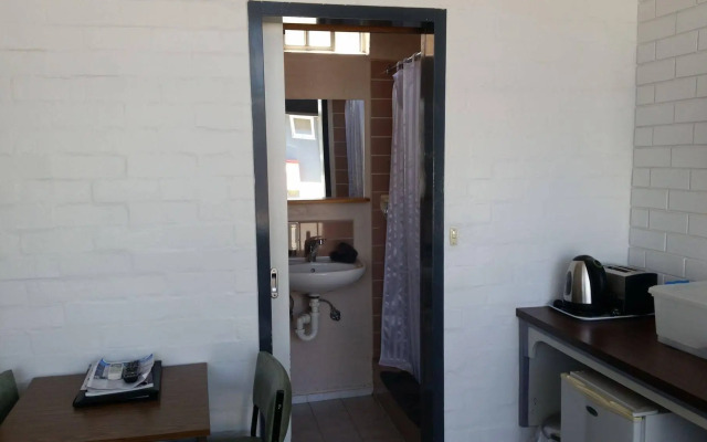 Sun Centre Motel