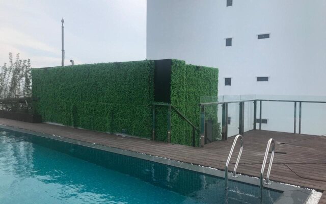 Gold Hotel III Da Nang