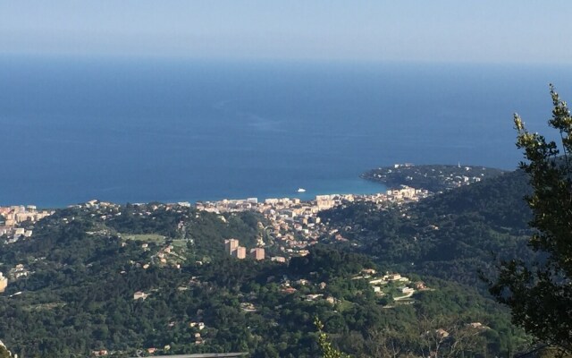 Sainte Agnès Cottages