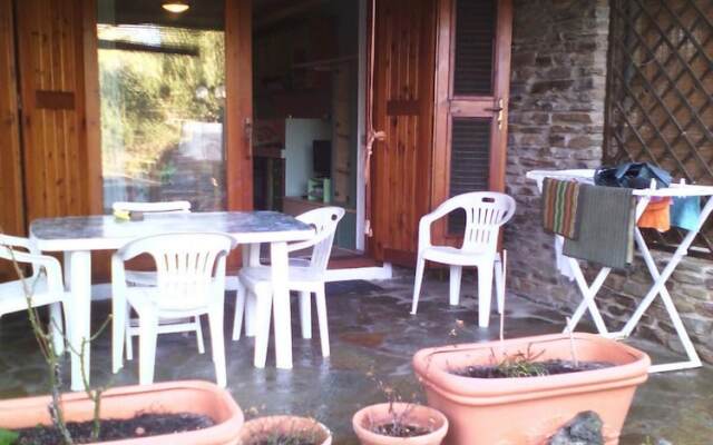 House With 2 Bedrooms in Stintino, With Enclosed Garden - 500 m From t