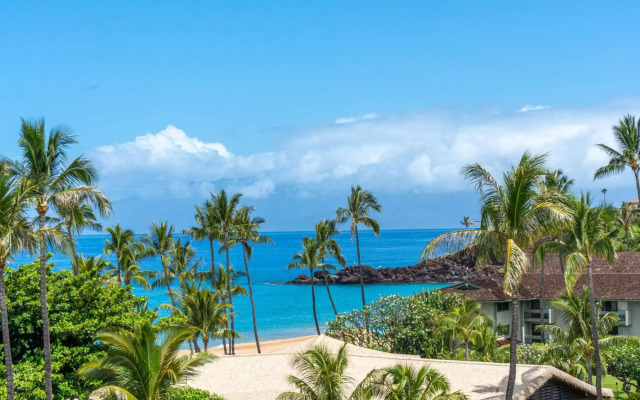 Outrigger Kaanapali Beach Resort