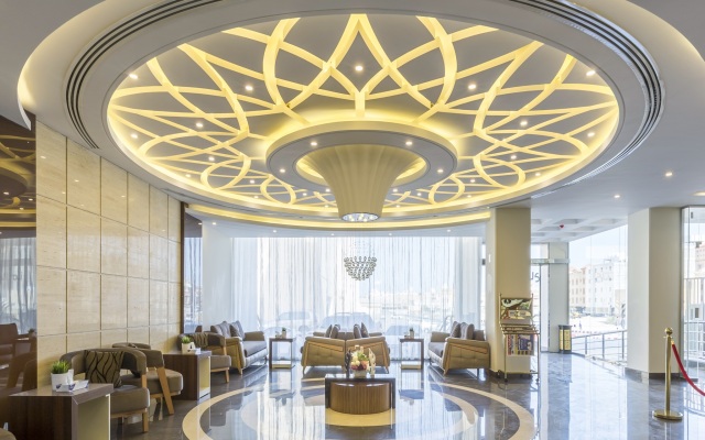 Madeira Hotel and Suites