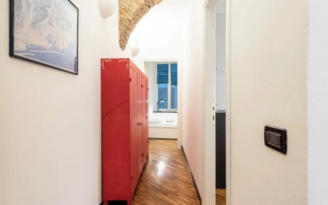 Charming Flat Next to Genoa's Aquarium