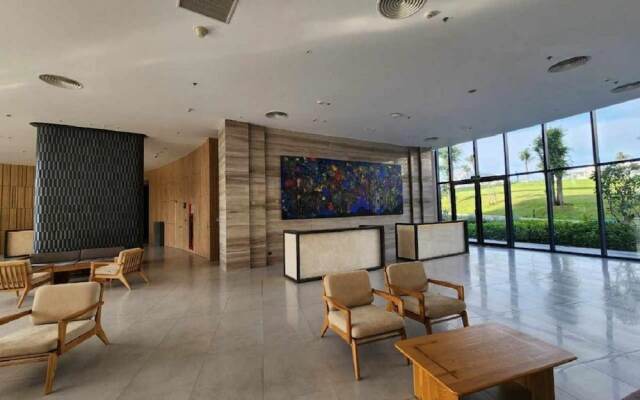 Cam Ranh Nha Trang Seaview Condotel