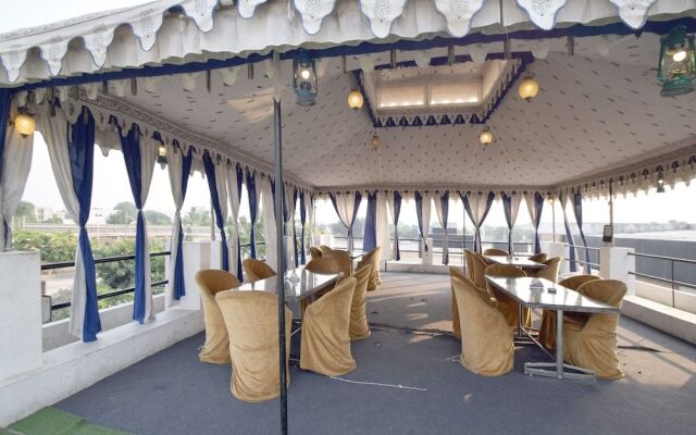 OYO 23196 Hotel Yash Meridion