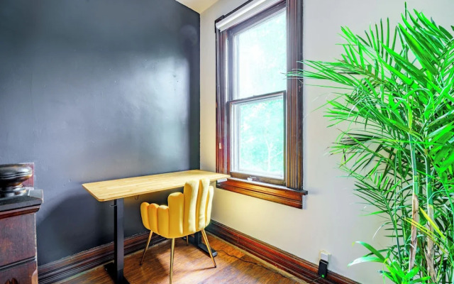 Jungle House Luxury Stays - Downtown Chillicothe