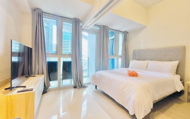 Uptown Parksuites 2