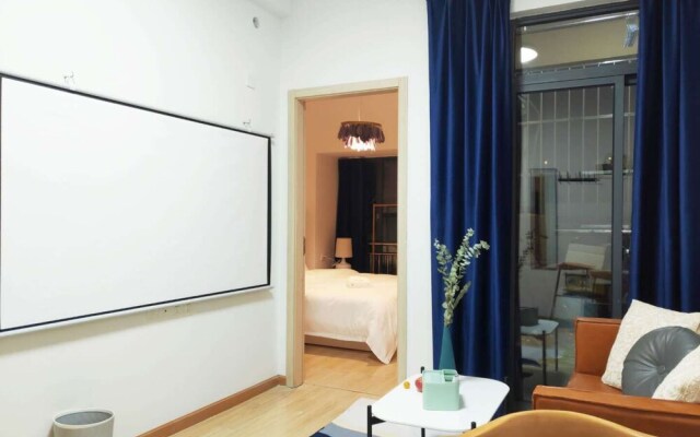 Wuhan Loving Home Apartment