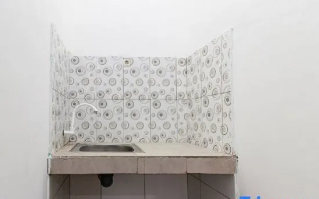 SN Guest House near Trans Studio Mall