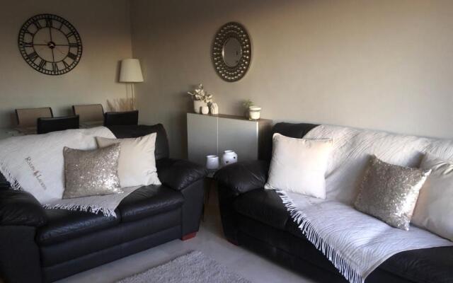 Casares Del Sol 2 Bedroom Holiday Penthouse