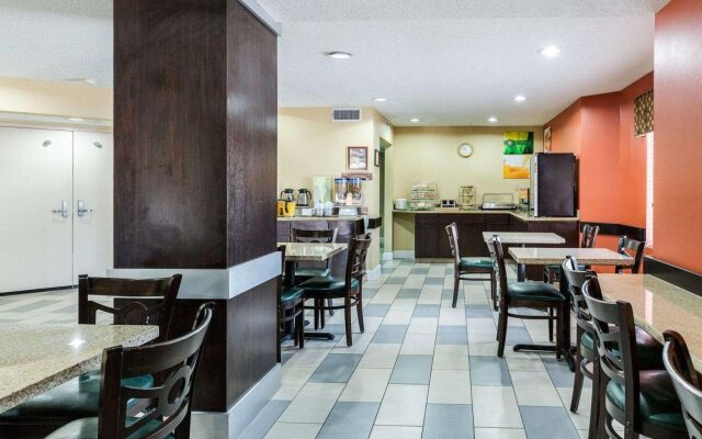 Quality Inn Baytown - Houston East