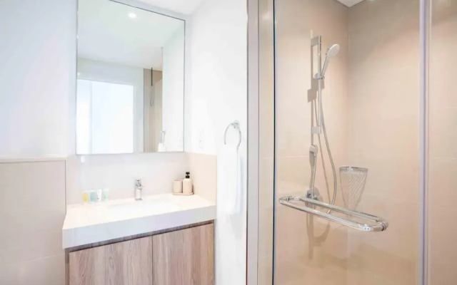 Regal 3BR Maid w Burj Khalifa View Balcony